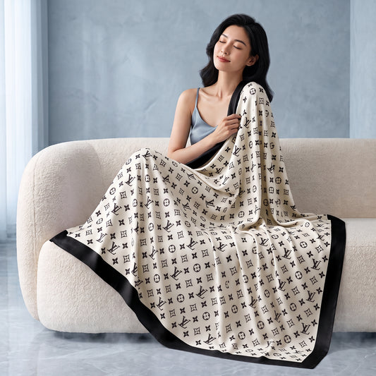 Cooling Blanket – Ivory White 50" × 60"